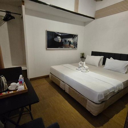 Larmar Bed And Breakfast Puerto Princesa Exterior photo