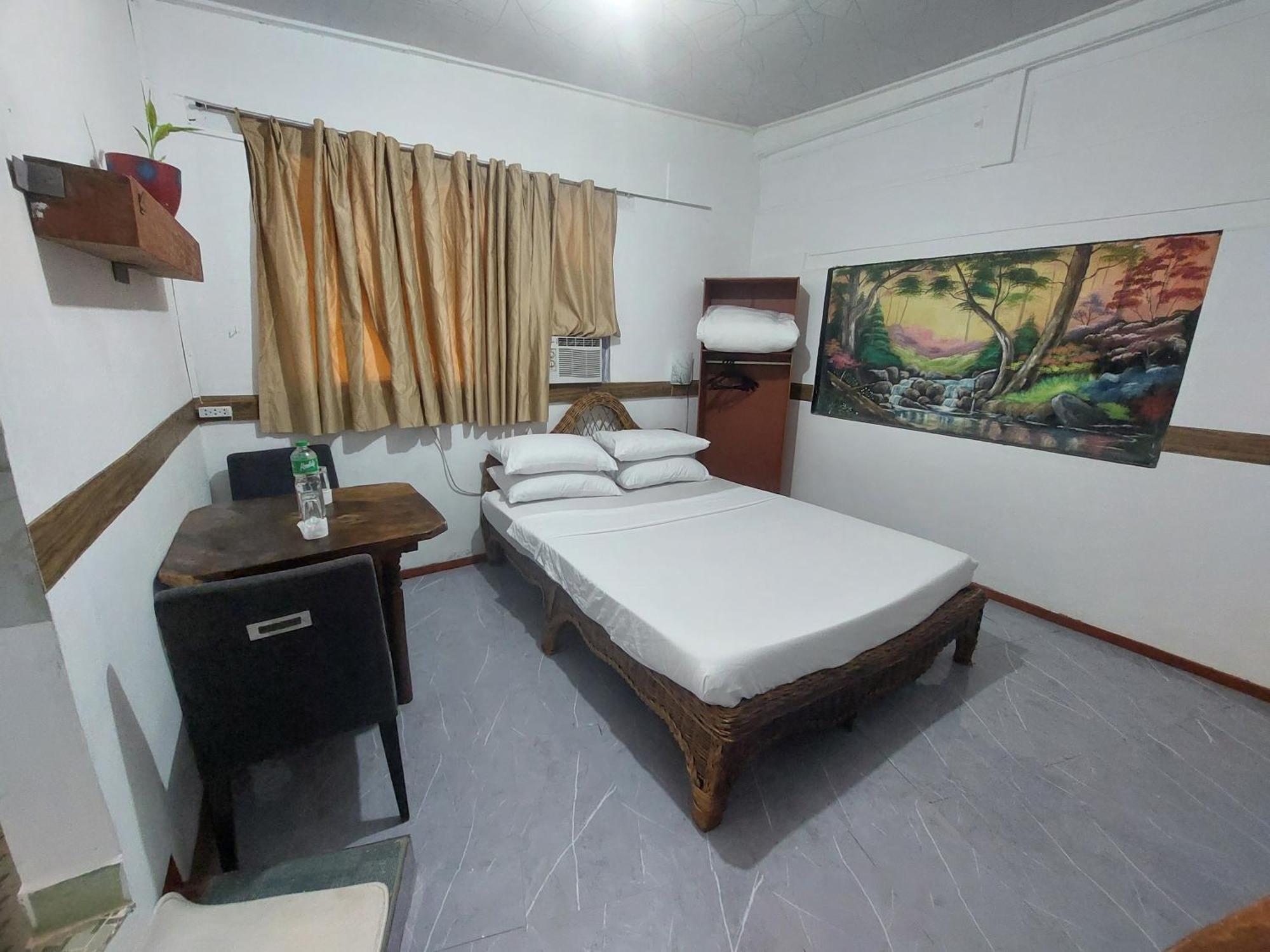 Larmar Bed And Breakfast Puerto Princesa Exterior photo