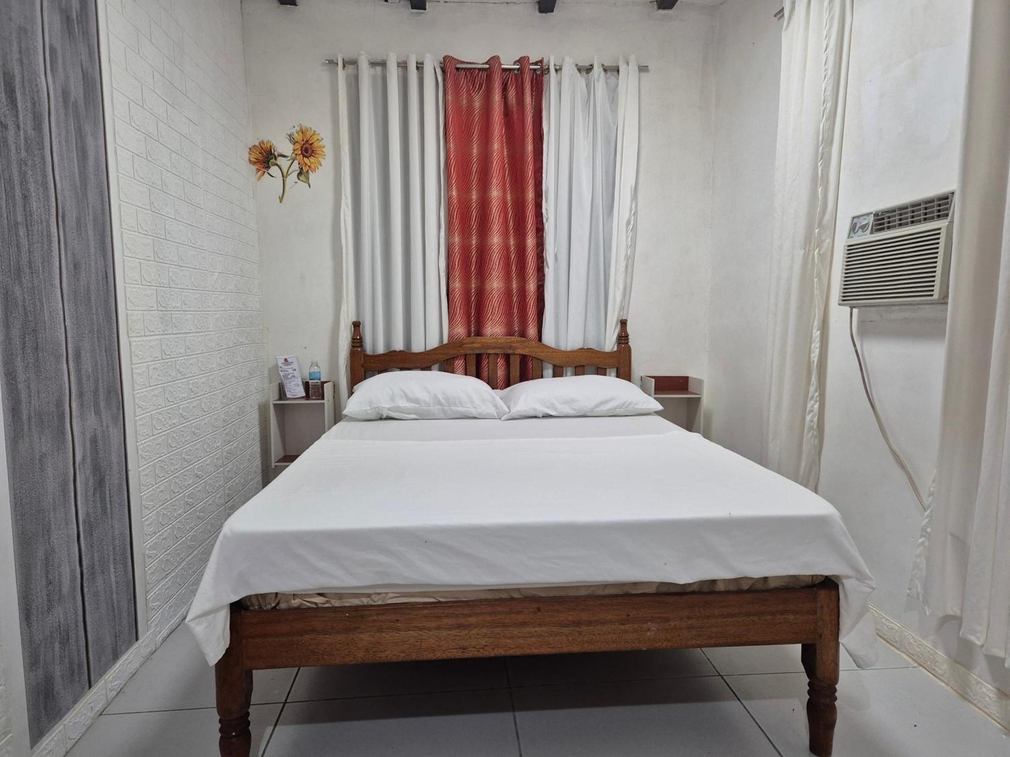 Larmar Bed And Breakfast Puerto Princesa Exterior photo